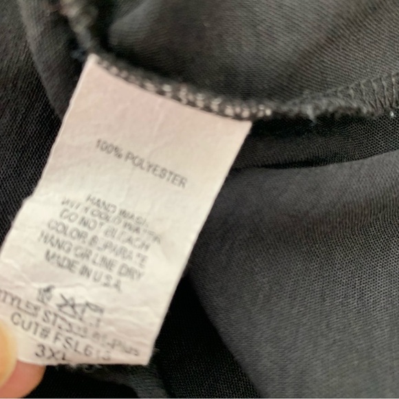 FLS Apparel Womans Black Top 3X Ruffle V Neckline Sleeveless Classic Basic - Picture 7 of 9